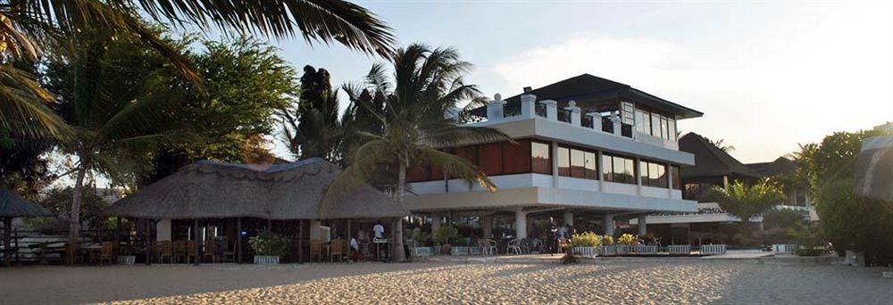 Beachcomber Hotel And Resort Daressalam Exterior foto