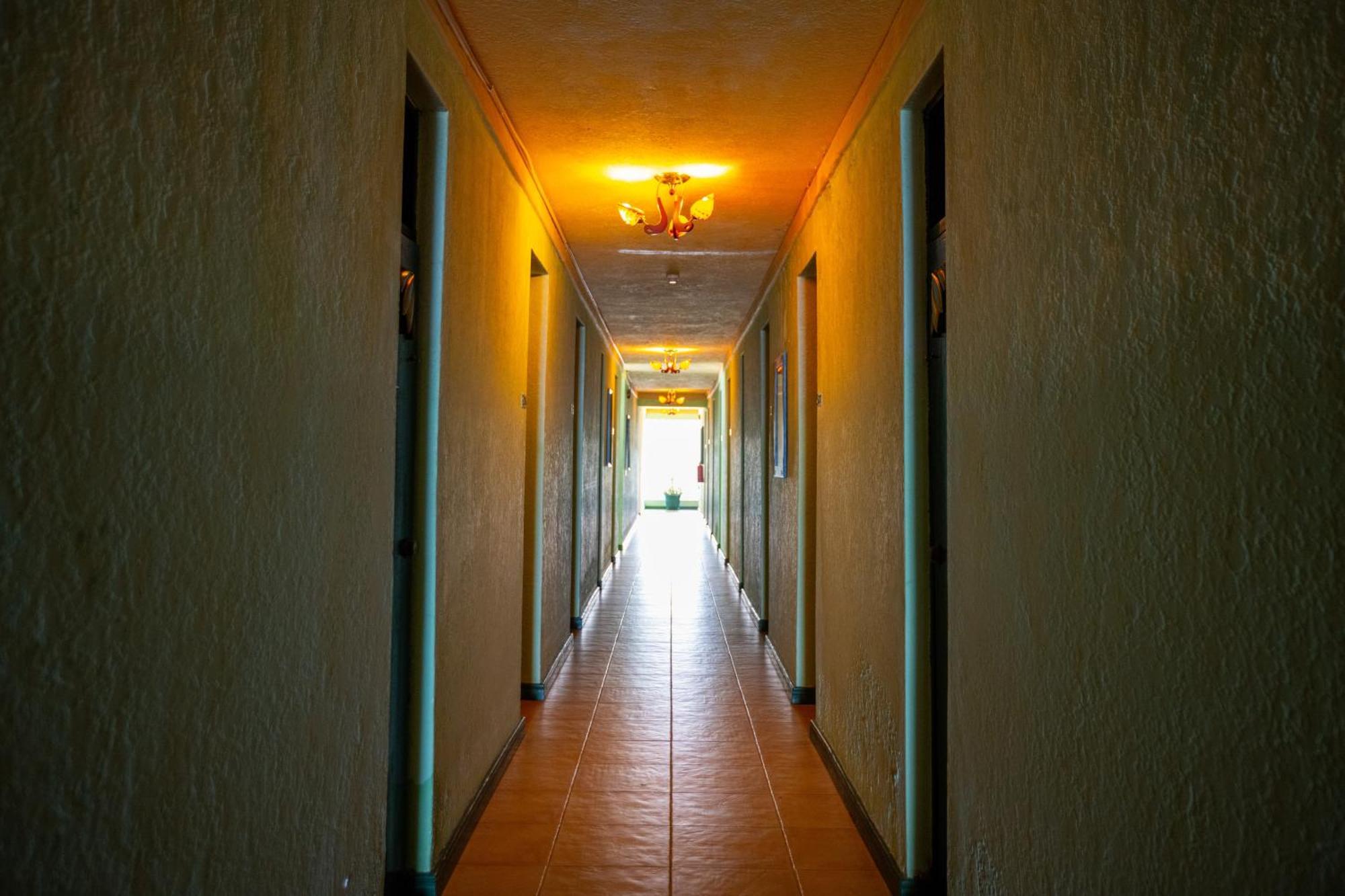 Beachcomber Hotel And Resort Daressalam Exterior foto